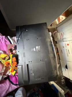 TV’s FLAT SCREENS