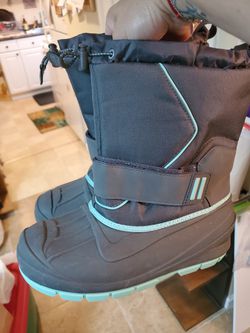 Cat & Jack Winter Boots