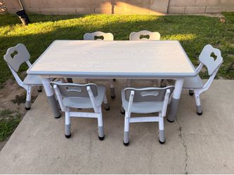 Kids table
