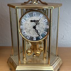 Antique-style clock