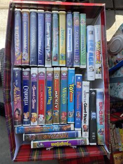 100+ DISNEY VHS tapes Classics