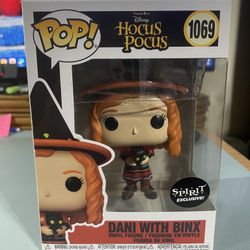 Funko Pop Disney Hocus Pocus #1069 Dani With Binx Spirit Exclusive