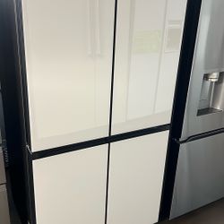 NEW OPEN BOX SAMSUNG BESPOKE FOUR DOOR REFRIGERATOR 
