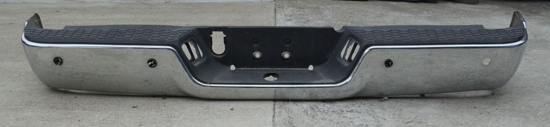 USED REF#M085 || 2012-2016 DODGE RAM || REAR METAL BUMPER