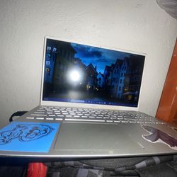 Dell Inspiron Pc Laptop