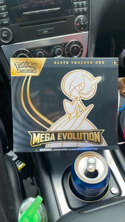 Pokémon Mega Evolution ETB (Gardevoir)