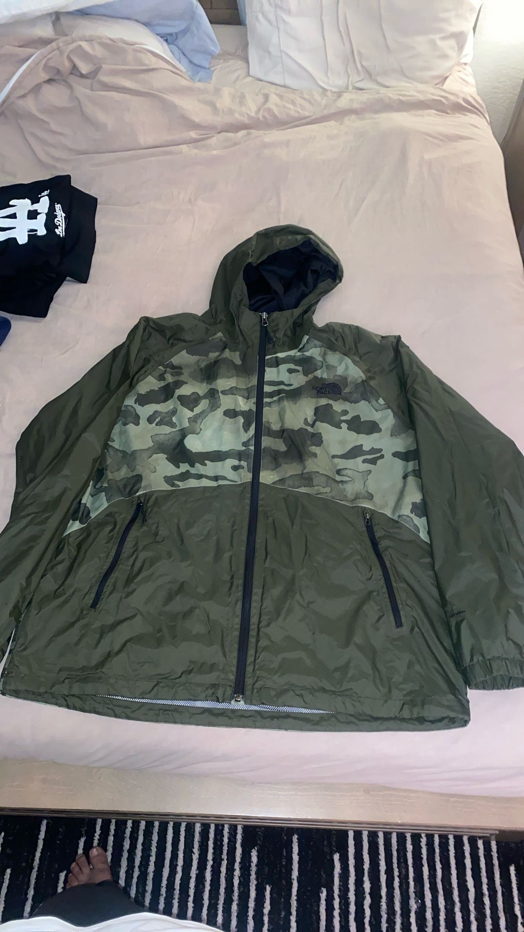 THE NORTH FACE GREEN CAMO JACKET MENS XXL