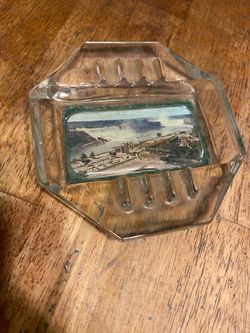 Vintage Niagara Falls Canada Souvenir Cigarette Glass Ashtray
