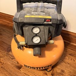 Bostitch 6.0-Gallon Portable Electric 150 PSI Pancake Air Compressor with Additional Accessories