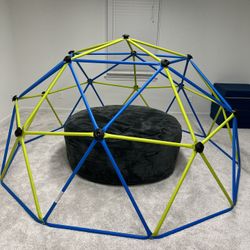 Dome Climber Jungle Gym
