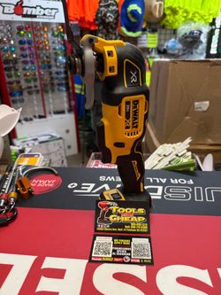 DEWALT 20V MAX XR Cordless Brushless 3-Speed Oscillating Multi Tool (Tool Only)