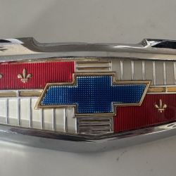 1954 Hood Emblem & Bezel