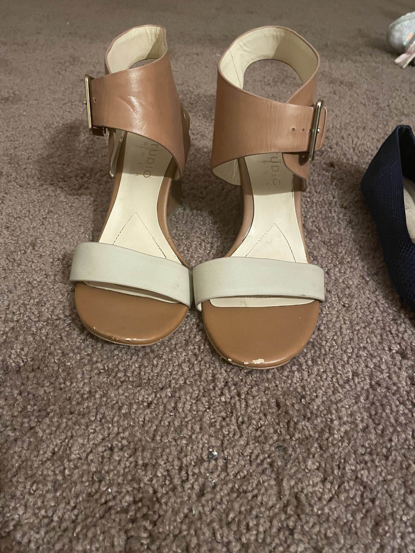 Women’s Shoes 