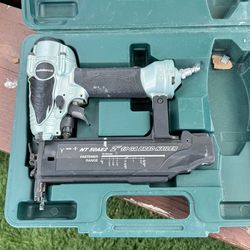 Finish nail gun