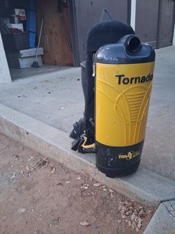 Tornado vacuum