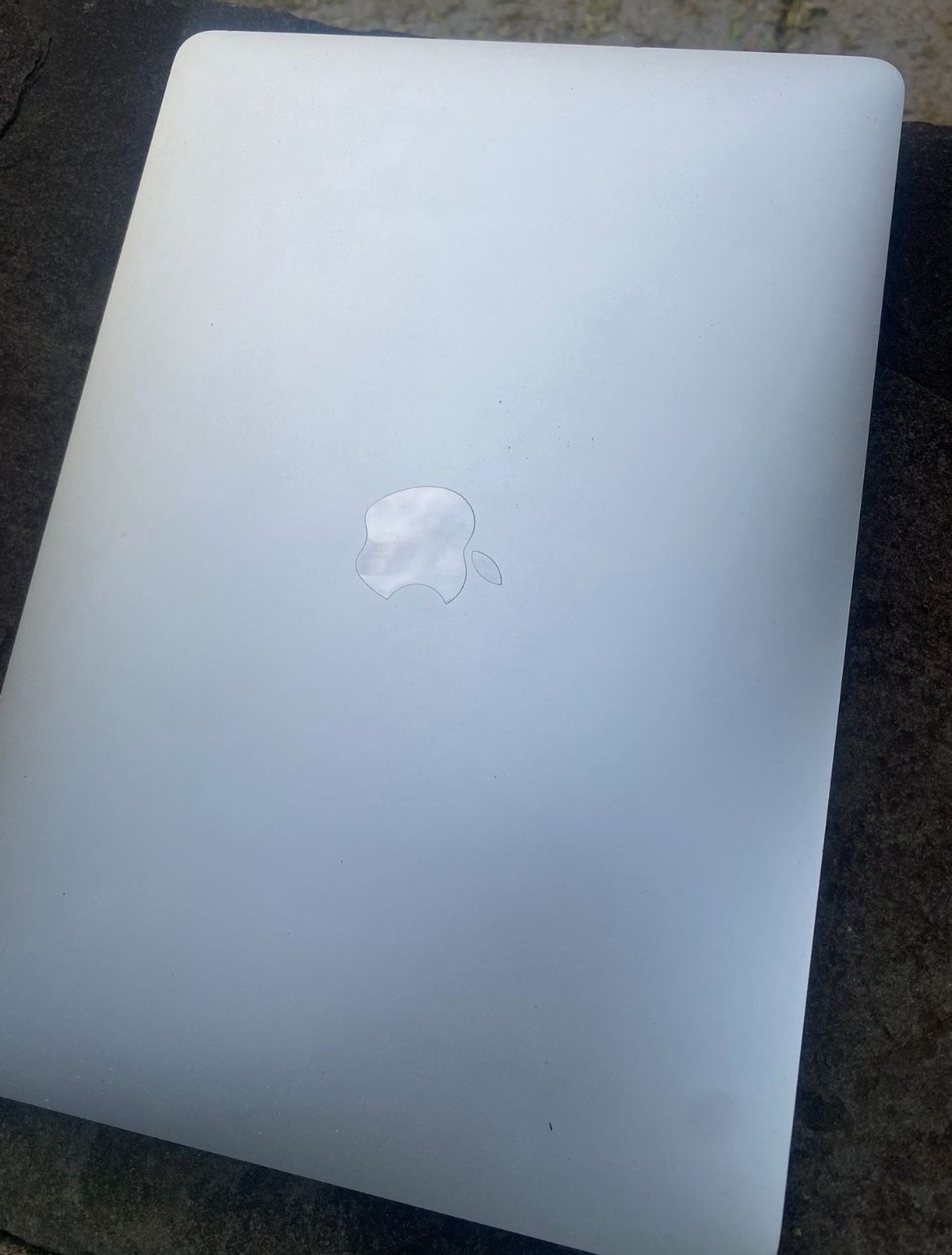 MacBook Pro 2020 1TB I5