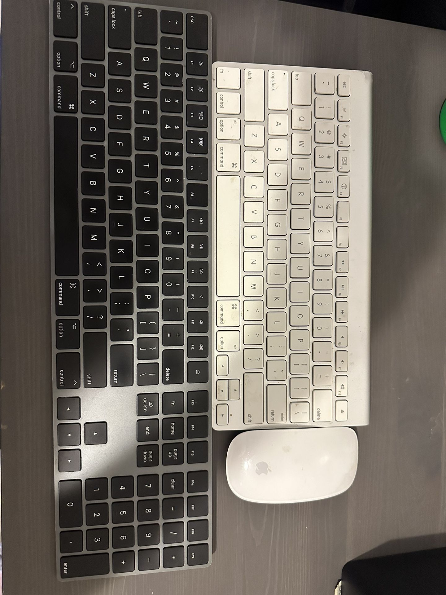 Apple Keyboards 
