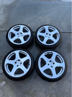 17x8 +20 4x100 rare spec Rotiform nue wheels with 205/40r17 tires
