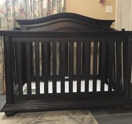 Baby crib