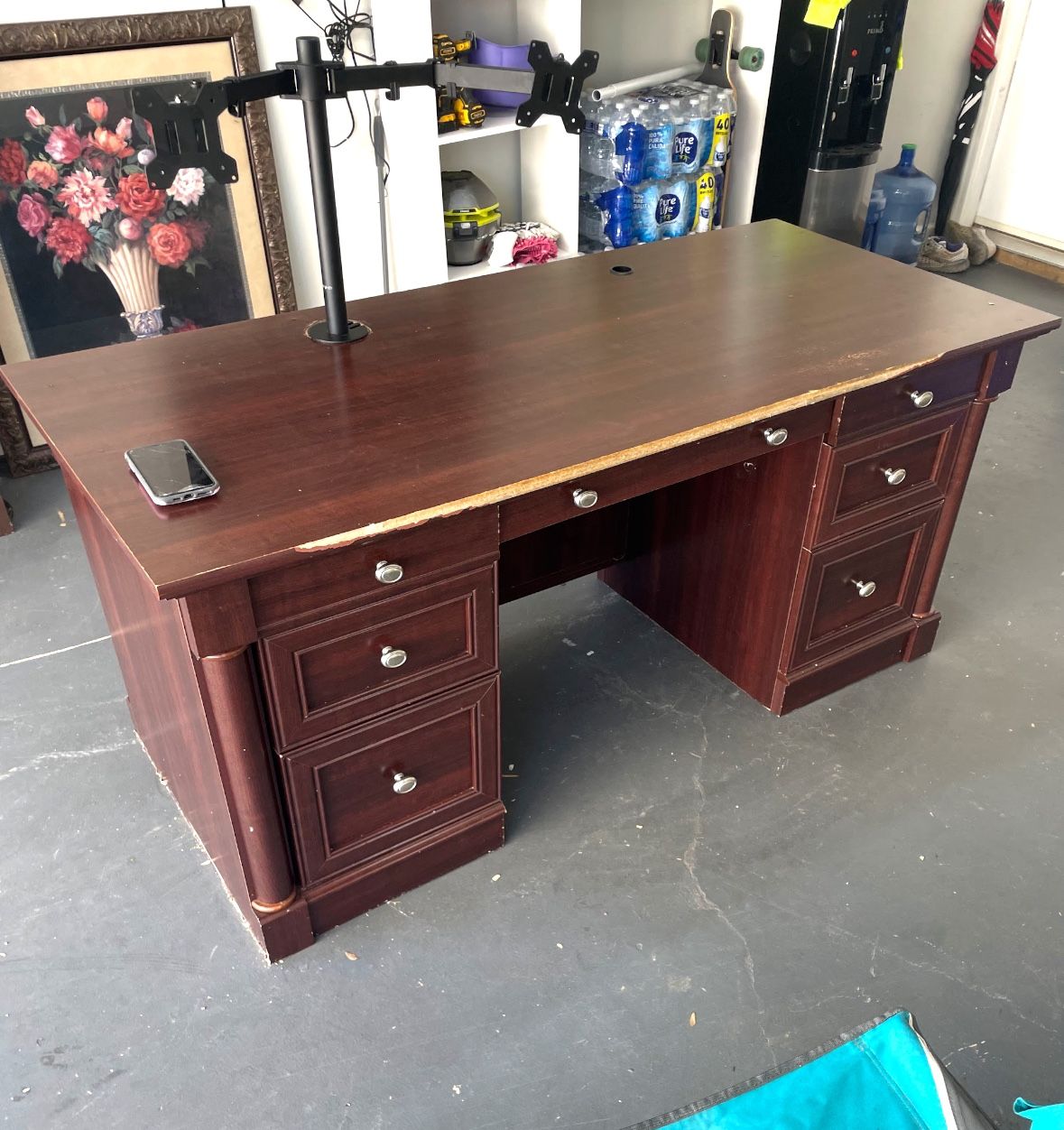desk