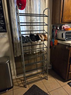 Shoes rack