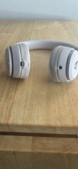 Beats solo 4