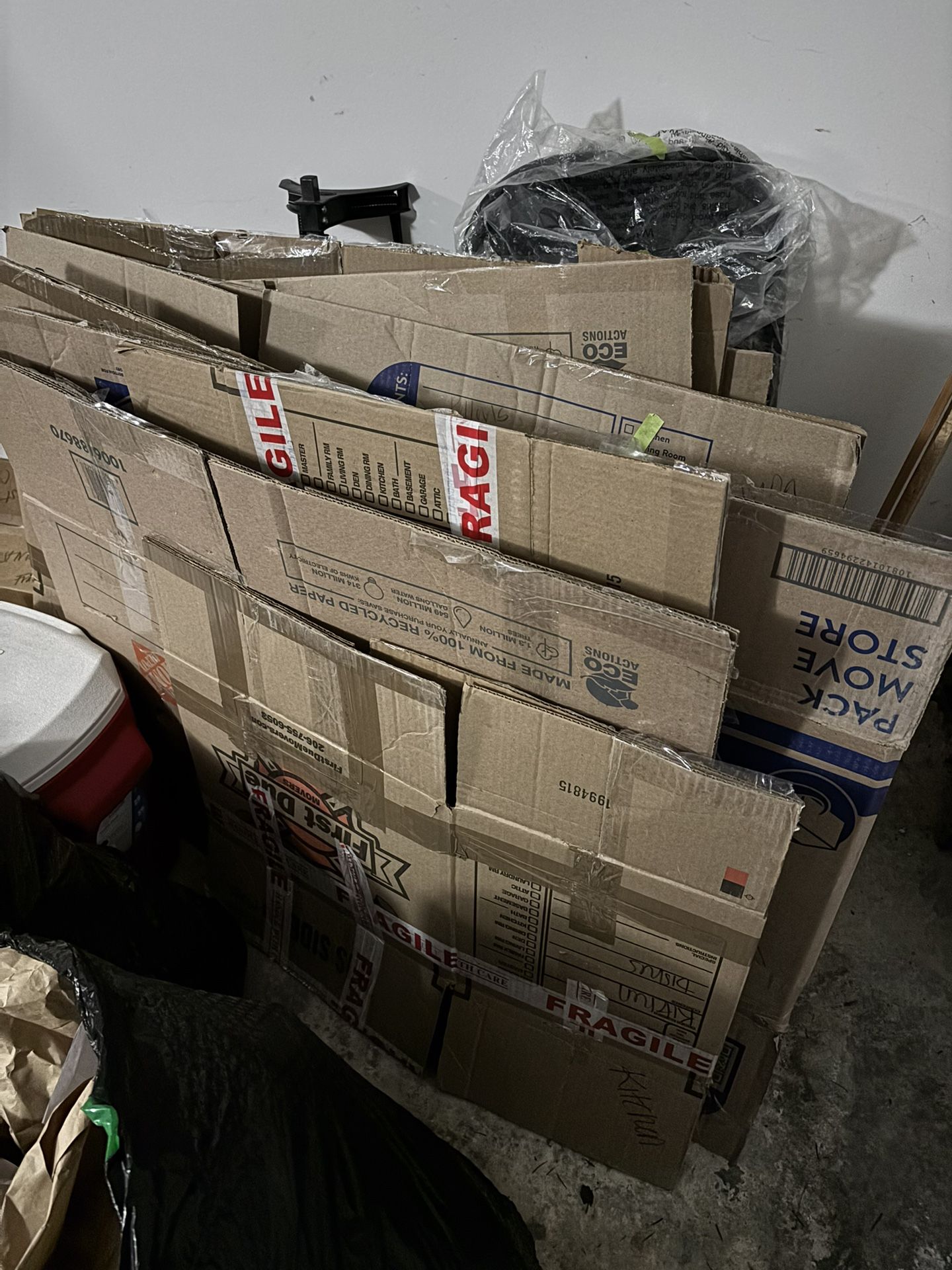 Free Moving Boxes