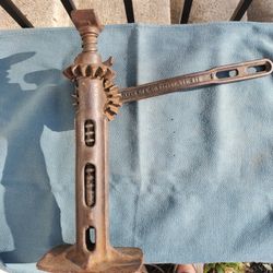 Antique Car jack.walker Mfg Co Racine Wisconsin. 215