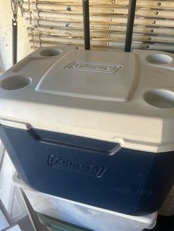 Coleman Rolling Cooler with Cup Holders