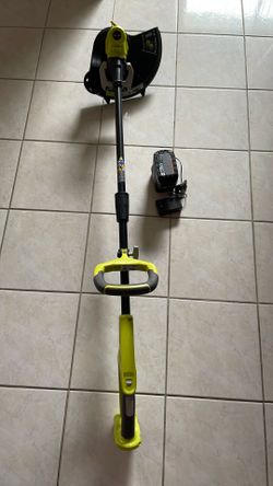 RYOBI 18V 13 In. CORDLESS BATTERY STRING TRIMMER WITH 18V LITHIUM CHARGER KIT