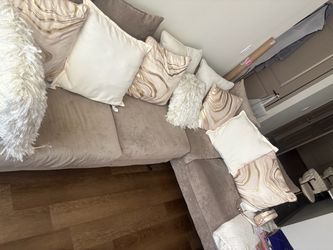 Tan sectional