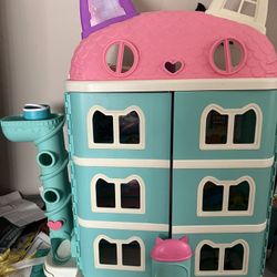 Gabby Doll House