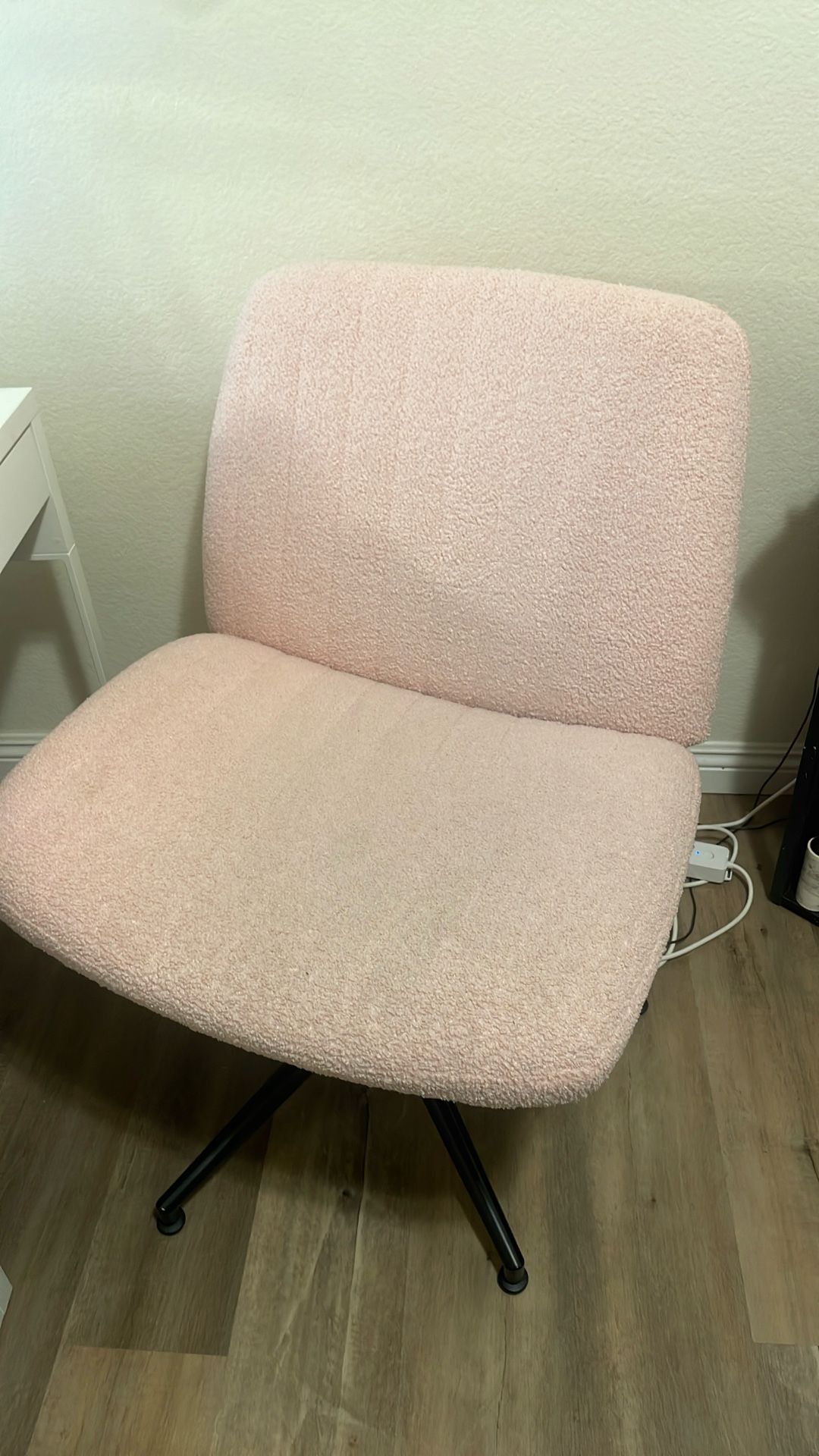 Pink Sherpa Criss Cross Adjustable Desk Chair