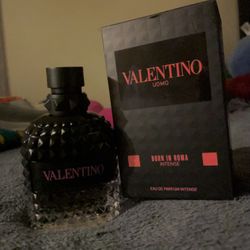 Valentino Born In Roma Intense 