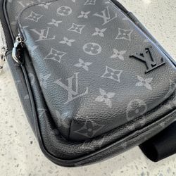 Men’s Louis Vuitton Avenue Sling PM Bag