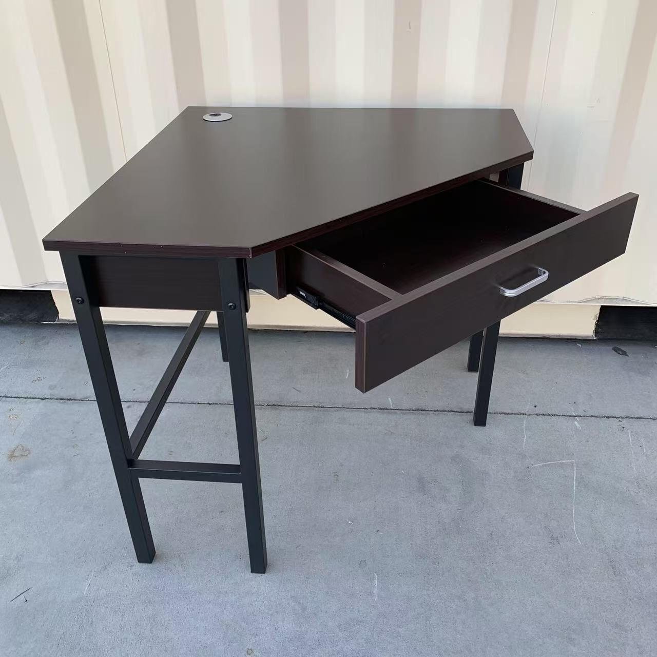 New In Box Dark Brown Color Steel Legs Corner Space Saving Writing Office Computer Desk Table With Drawer Furniture