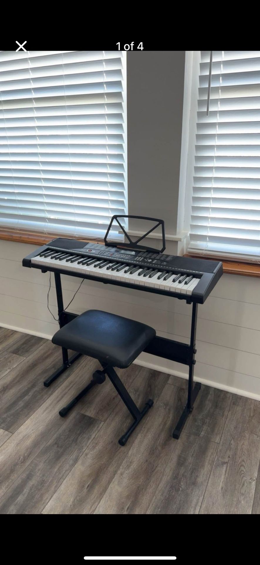 Electronic Keyboard Piano