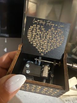 Tiny music box