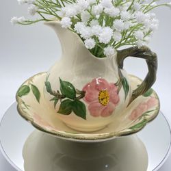Franciscan Desert Rose Creamer And Bowl SO BEAUTIFUL (flowers not included)