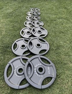 OLYMPIC 300 POUND WEIGHT SET