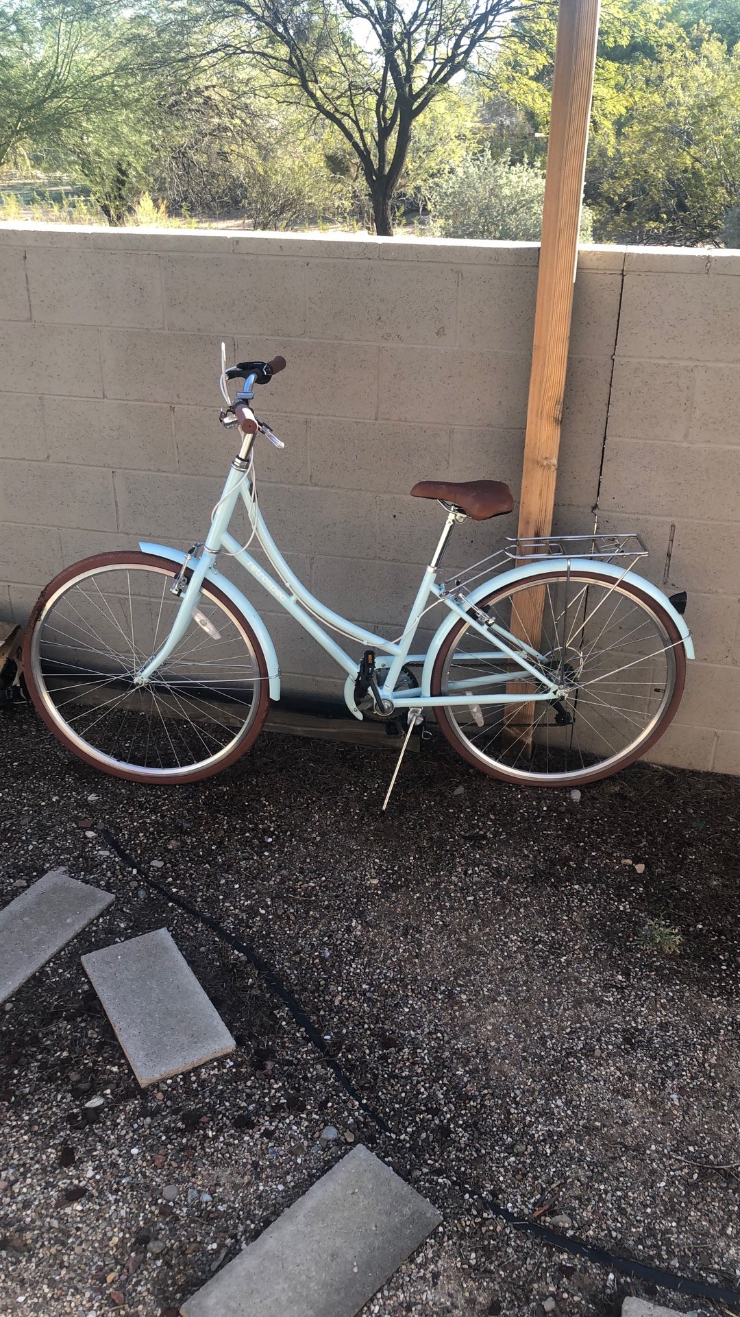 Retrospec Beaumont City Bike in blue for adults/teens