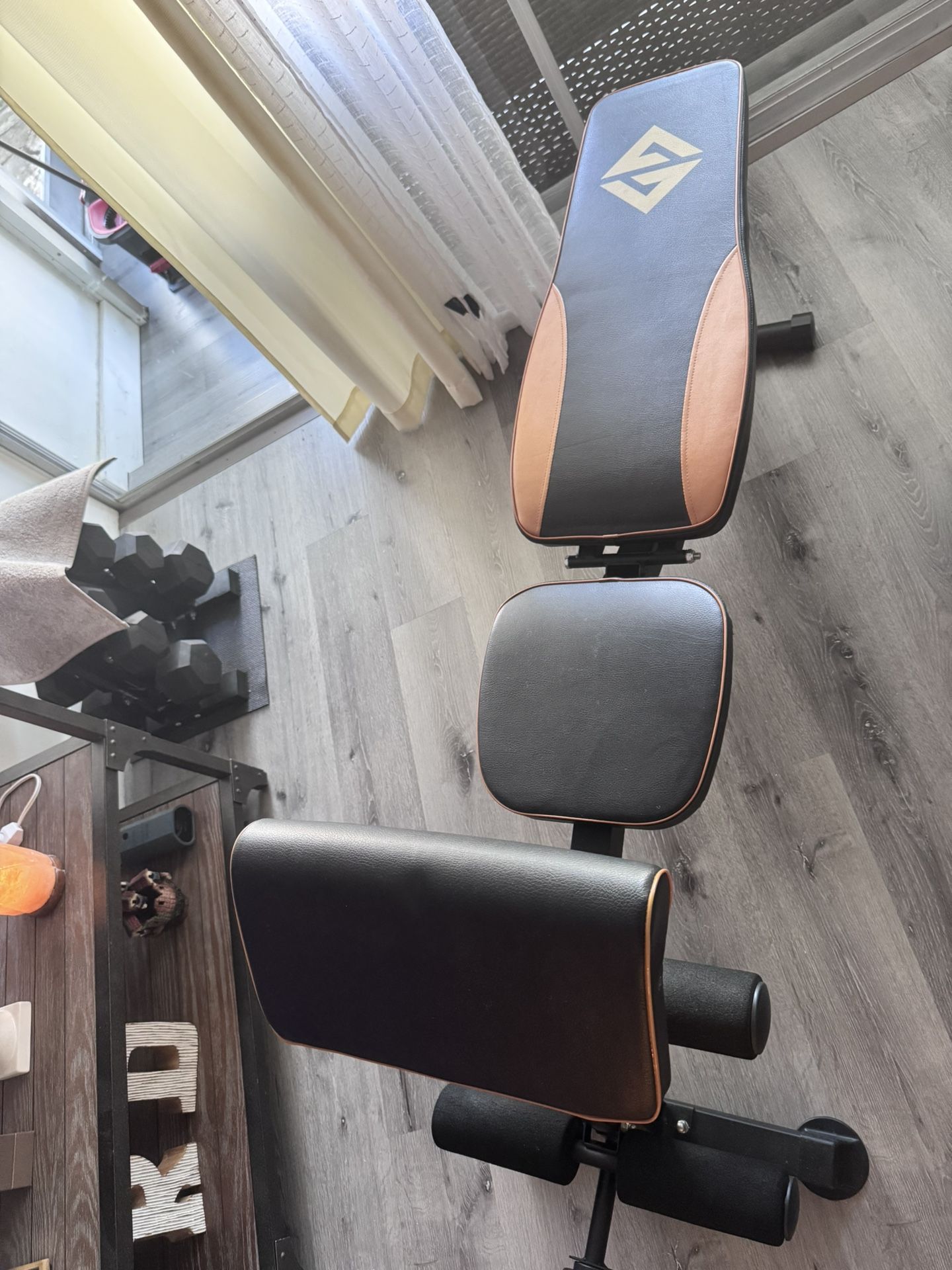 Weight Bench