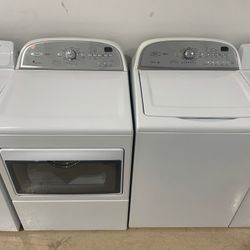 WASHER AND DRYER SET WHIRLPOOL 