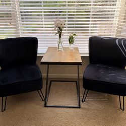 Accent Chairs + Table