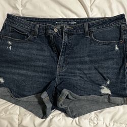 Women’s Old Navy Jeans Shorts 18