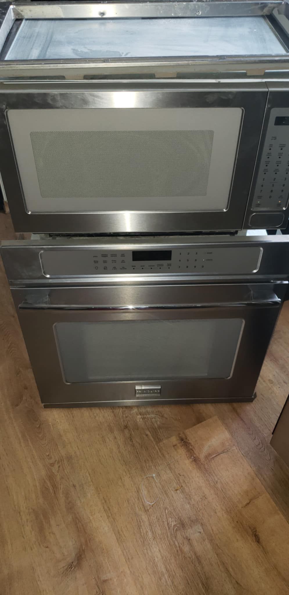 Walled Mounted, Flat Top Gas Range Top