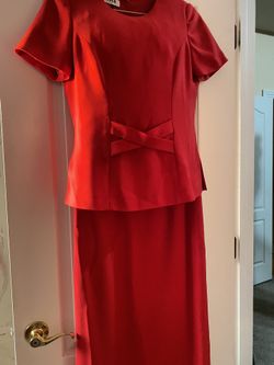 Kasper Red maxi dress size 6P  casual Or Work Dress Be