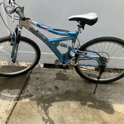 Men’s 26 inch mongoose, aluminum frame bike lightweight