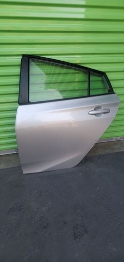 TOYOTA PRIUS REAR DRIVER DOOR 2016-2017-2018-2019-2020-2021-2022