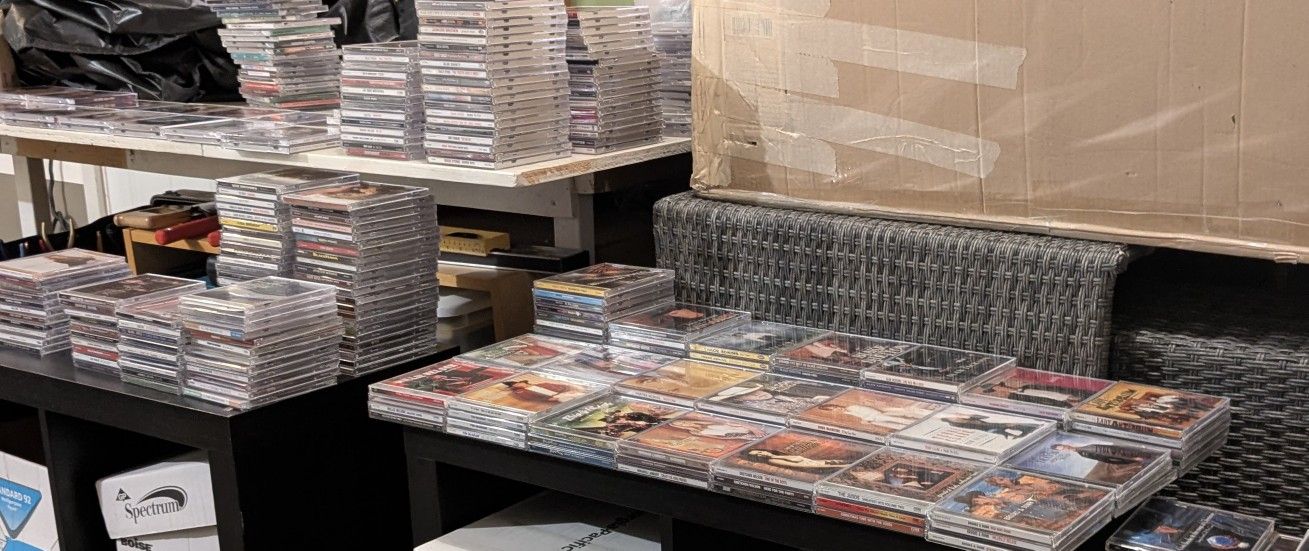 300+ Country CDs 